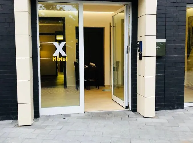 Hotel X-hotel